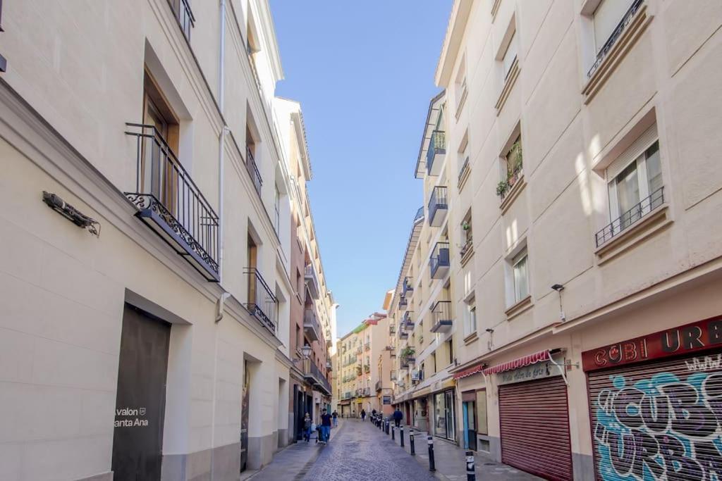 Encantador Piso En La Latina Madrid Centro/Rastro Buitenkant foto